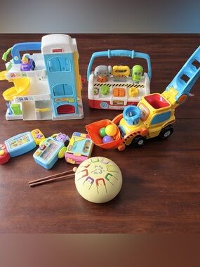 Fisher-Price V-Tech Multi-Activity Toys Set Lot